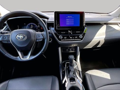 Certified 2023 Toyota Corolla Cross XLE w/ Convenience Package FWD image 15