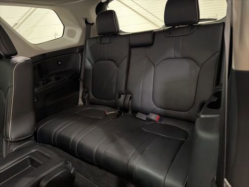 Used 2024 Honda Pilot Elite image 22