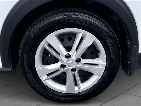 Certified 2024 Nissan Kicks S image 10