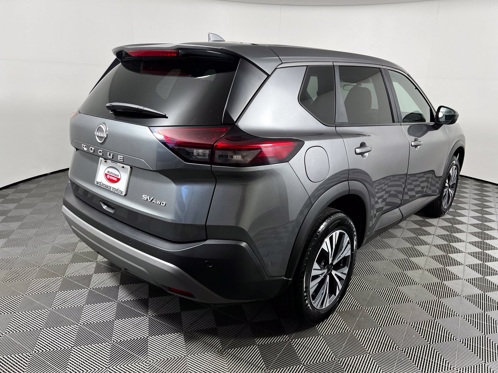 Used 2023 Nissan Rogue SV AWD/4WD image 5