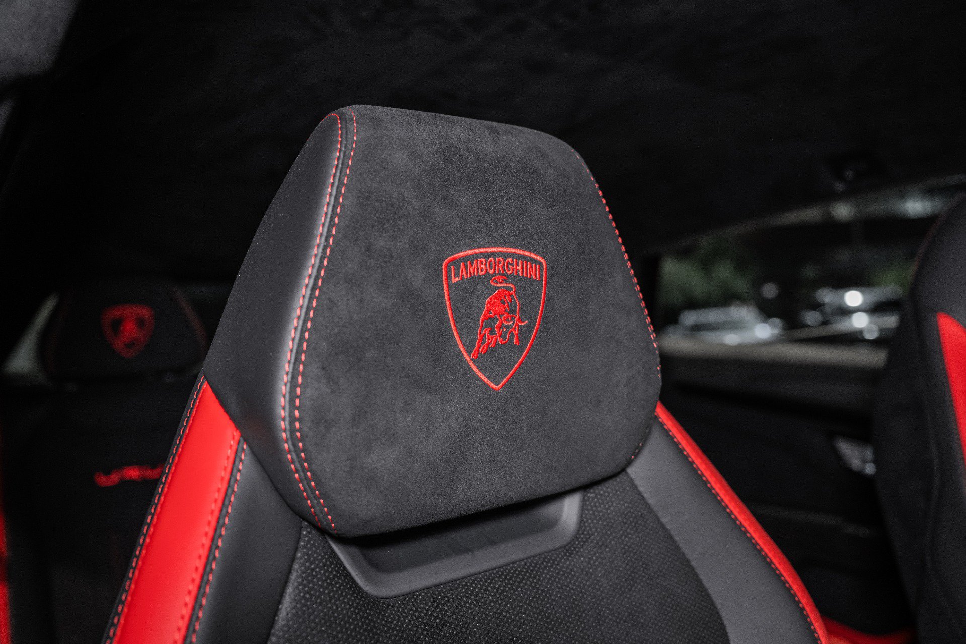 Used 2024 Lamborghini Urus Performante AWD/4WD image 49