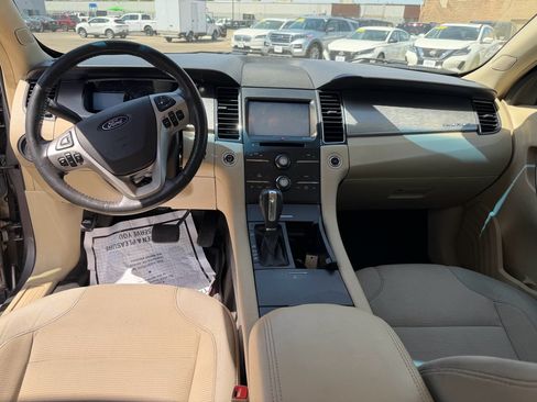 Used 2013 Ford Taurus SEL AWD/4WD image 9