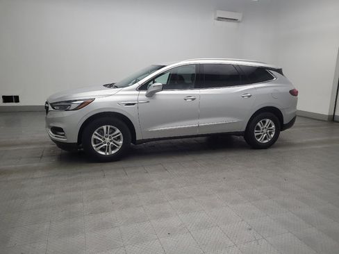 Used 2021 Buick Enclave Essence w/ Sound and Sites Package FWD image 2