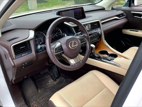 Used 2019 Lexus RX 350 AWD w/ Navigation Package image 18