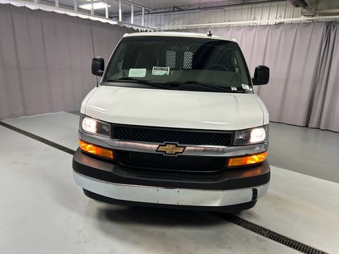 Used 2024 Chevrolet Express 2500 Work Van w/ Driver Convenience Package image 2
