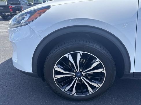Used 2022 Ford Escape SE w/ SE Sport Appearance Package AWD/4WD image 21