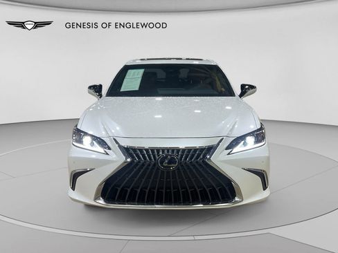 Used 2025 Lexus ES 350 w/ Premium Package FWD image 2