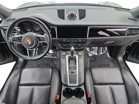 Used 2021 Porsche Macan AWD/4WD image 9