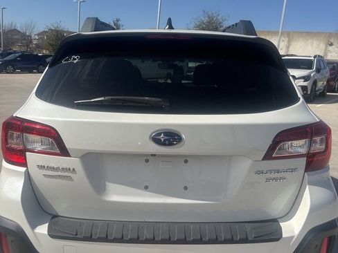 Used 2019 Subaru Outback 3.6R Limited image 19