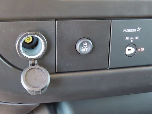 New 2026 Chevrolet Express 2500 w/ Driver Convenience Package RWD image 9