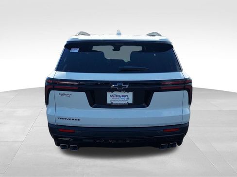 New 2027 Chevrolet Traverse LT w/ Midnight/Sport Edition FWD image 4
