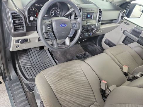 Used 2018 Ford F150 XLT RWD image 11