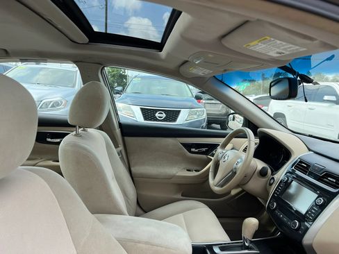 Used 2013 Nissan Altima 2.5 SV w/ 2.5SV Convenience Pkg FWD image 16