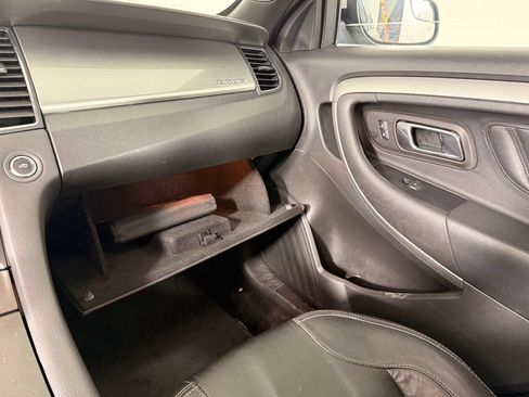 Used 2017 Ford Taurus SEL w/ Equipment Group 201A FWD image 23