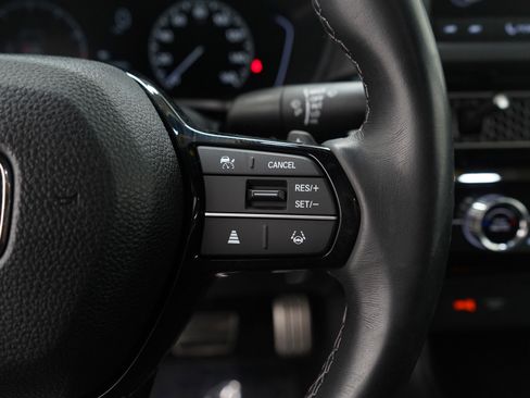 Used 2023 Honda Civic Sport image 26