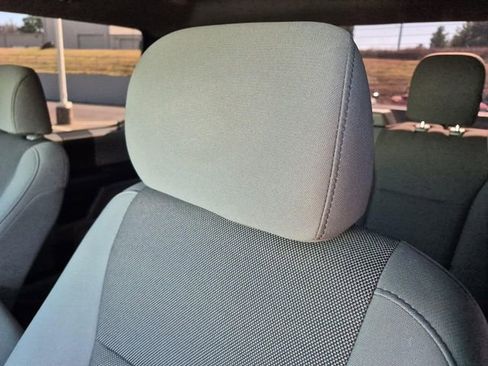 Used 2017 Ford F150 XL image 18