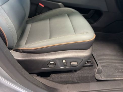 Used 2025 GMC Acadia AT4 w/ LPO, Floor Liner Package AWD/4WD image 18
