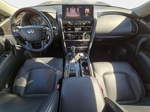 Used 2024 INFINITI QX80 Luxe image 9