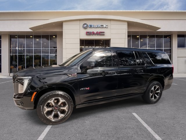 Certified 2025 GMC Yukon XL AT4 Ultimate AWD/4WD image 7