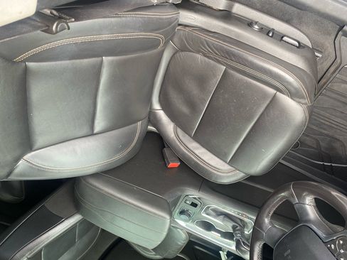 Used 2021 Chevrolet Traverse RS image 15