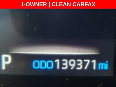 Used 2022 Toyota Sienna XLE w/ XLE Plus Package FWD image 4