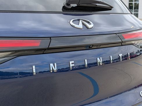 Used 2022 INFINITI QX60 Sensory w/ Vision Package AWD/4WD image 28