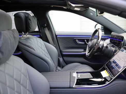 New 2026 Mercedes-Benz S 580 4MATIC Sedan image 10