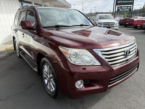 Used 2010 Lexus LX 570 4WD image 9