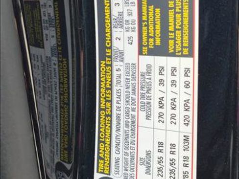 Used 2022 Volkswagen Tiguan SE AWD/4WD image 26