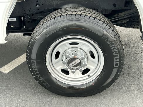 Certified 2024 Ford F250 XL image 19