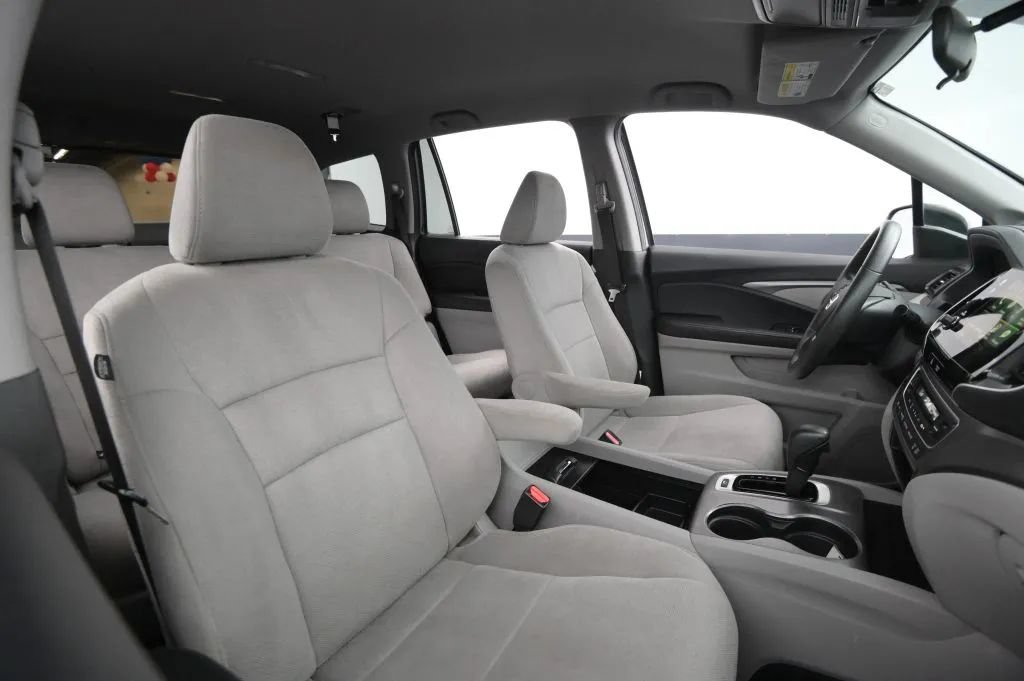 Used 2020 Honda Pilot EX image 47