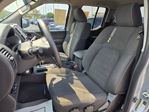 Used 2019 Nissan Frontier PRO-4X AWD/4WD image 16
