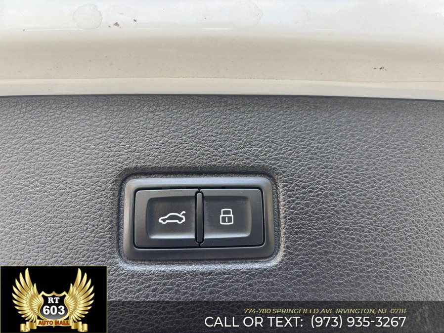 Used 2020 Audi Q7 3.0T Prestige AWD/4WD image 8