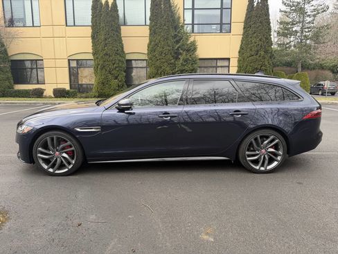 Used 2018 Jaguar XF S image 10