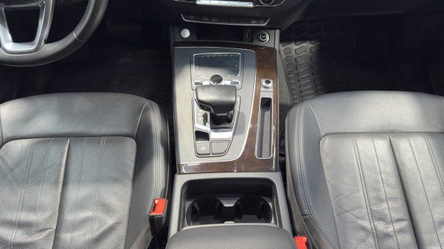 Used 2018 Audi Q5 2.0T Premium AWD/4WD image 19