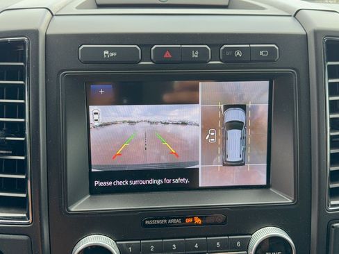 Used 2021 Ford Expedition Limited RWD image 24