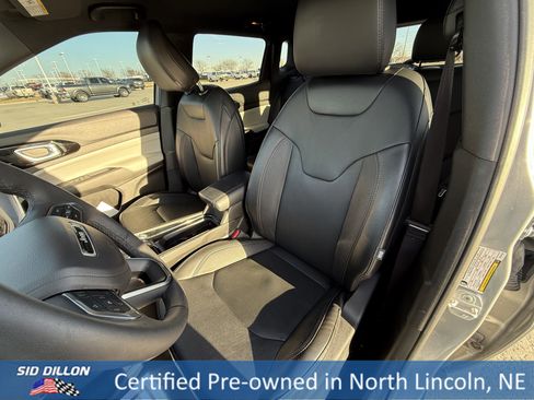 Used 2023 Jeep Compass Limited image 18