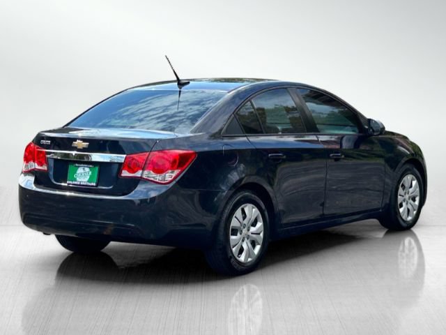 Used 2014 Chevrolet Cruze LS FWD image 4