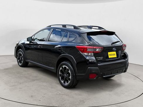 Certified 2022 Subaru Crosstrek 2.0i Premium w/ Moonroof Package image 3