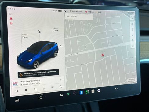 Used 2021 Tesla Model Y Long Range AWD/4WD image 18
