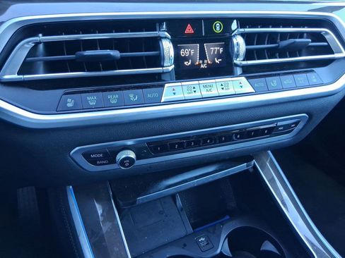 Certified 2022 BMW X5 xDrive45e w/ Executive Package image 26