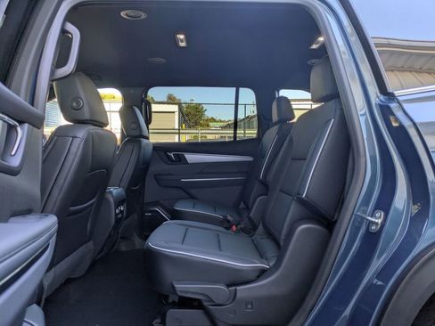 New 2026 Buick Enclave Preferred w/ Power Package image 10