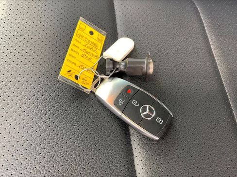 Used 2022 Mercedes-Benz GLE 350 4MATIC image 15