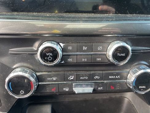 Certified 2021 Ford F150 XLT w/ Equipment Group 302A High image 10