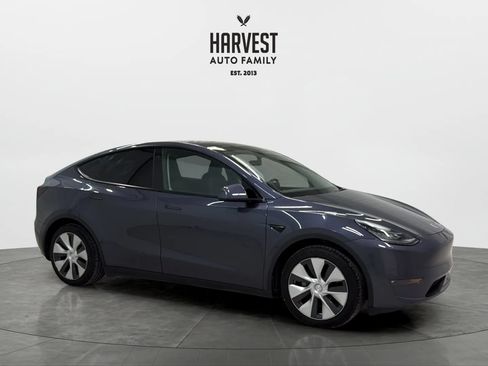 Used 2023 Tesla Model Y Long Range AWD/4WD image 9
