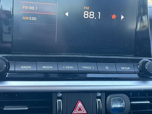 Certified 2024 Kia Forte LXS w/ LXS Technology Package image 30