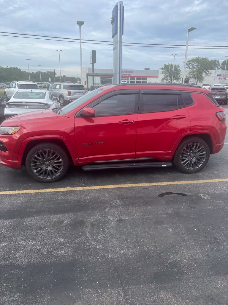 Used 2022 Jeep Compass Limited w/ (RED) Package AWD/4WD image 6
