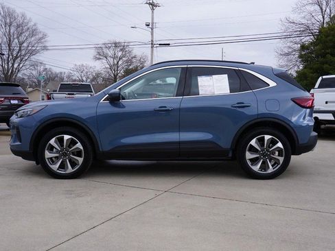 Used 2025 Ford Escape Platinum image 6