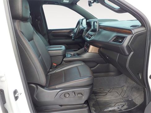 Used 2023 Chevrolet Tahoe High Country image 15