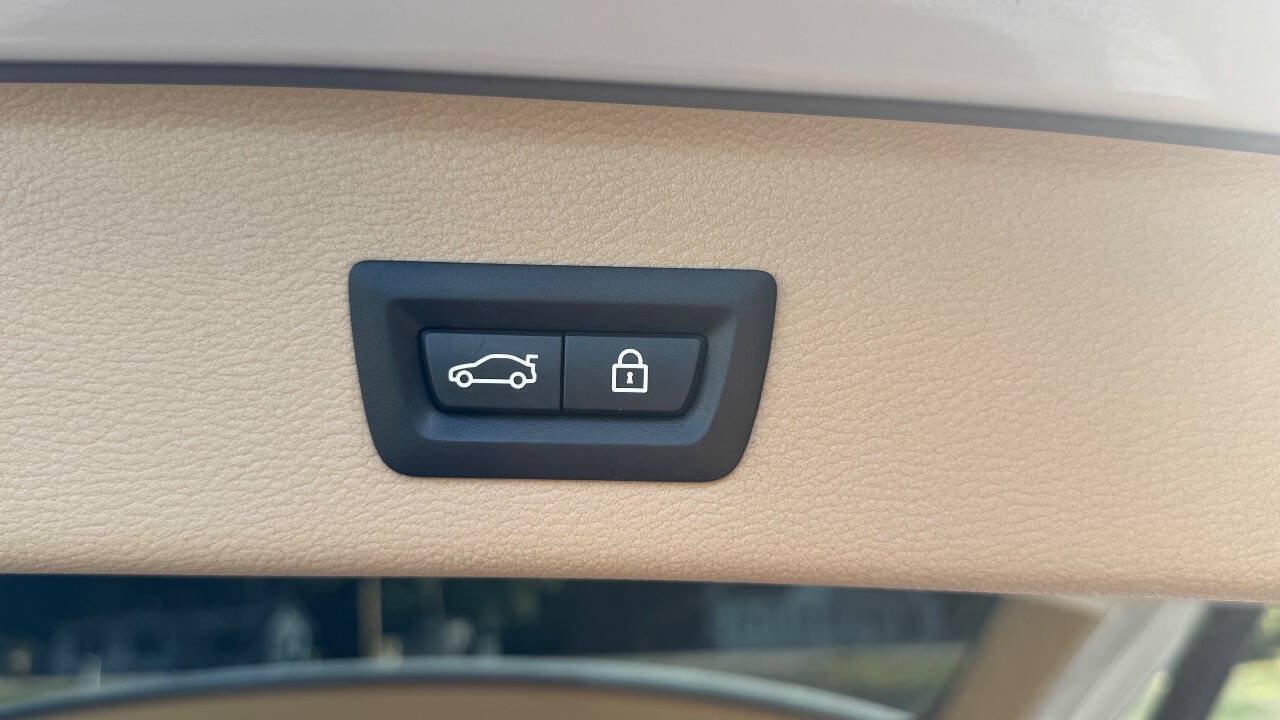 Used 2017 BMW X3 sDrive28i RWD image 21